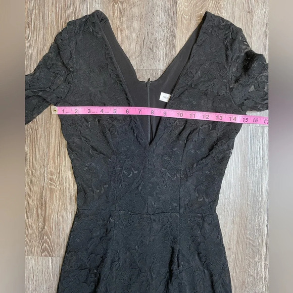 Dress The Population Erica Black Lace Mini Dress Size Small - Picture 7 of 10